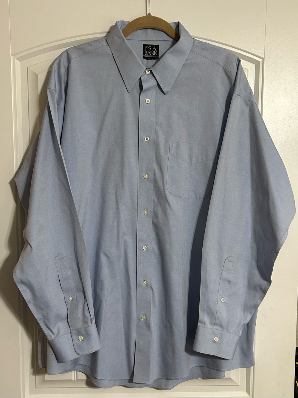 Jos. A. Bank Men's Light Blue Dress Shirt - Classic Button-Down